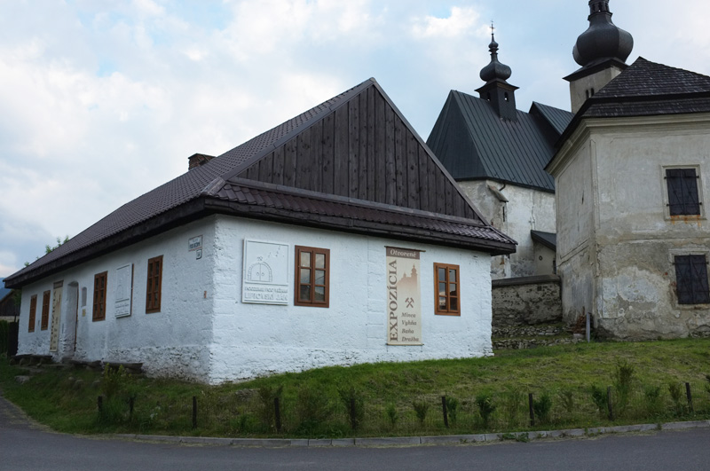 Podzemie pod vežami - 380m